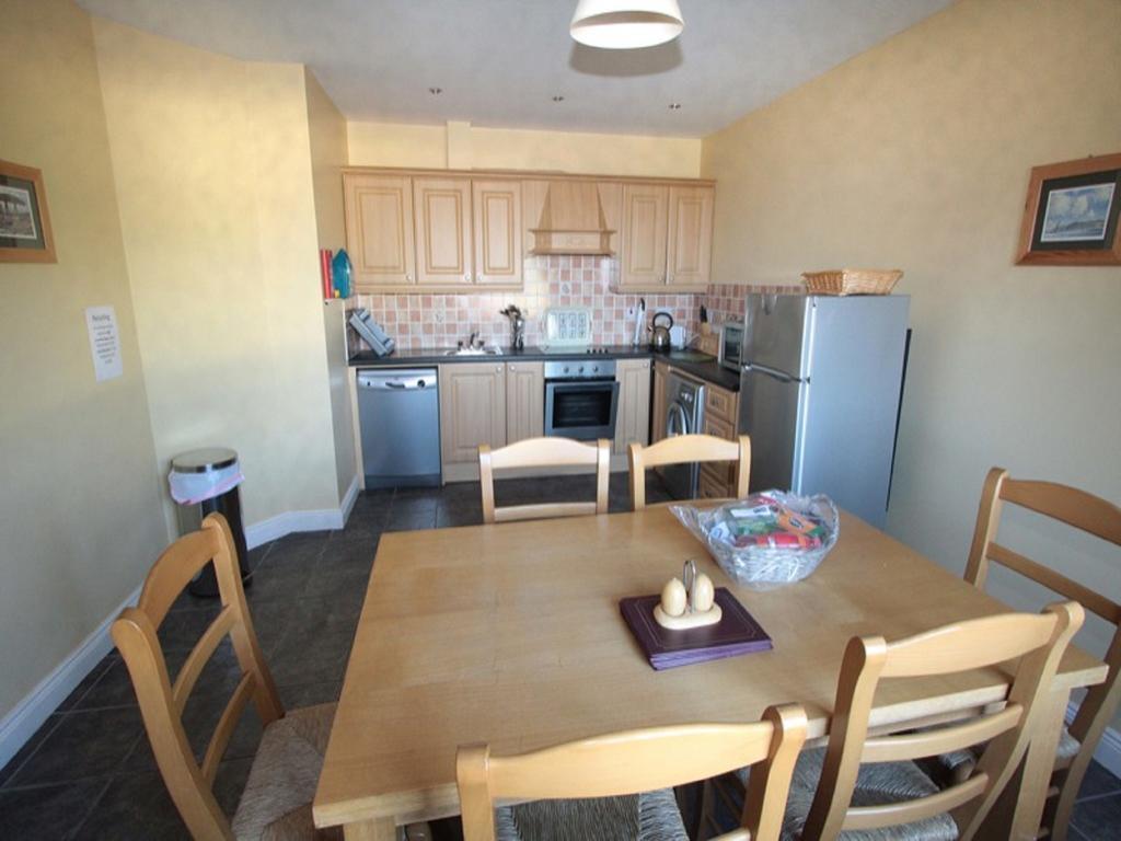 Tralee Bay Holiday Village Castlegregory Room photo