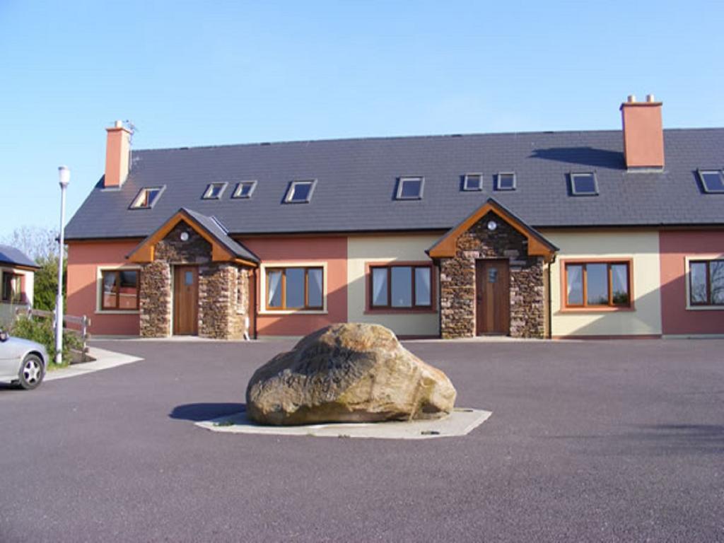 Tralee Bay Holiday Village Castlegregory Exterior photo